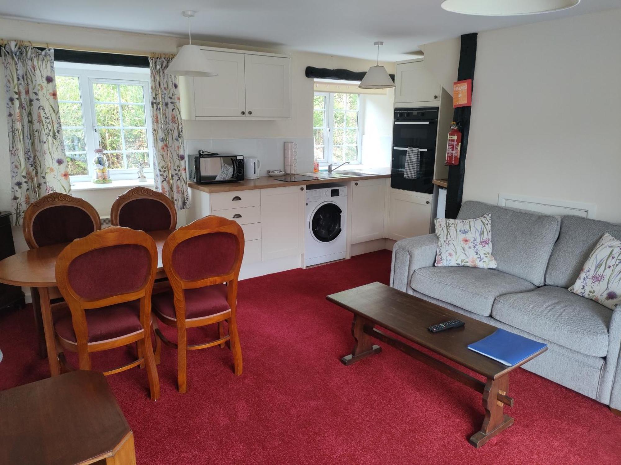 Great Trethew Manor Hotel & Self Catering Lodges Лискерд Номер фото